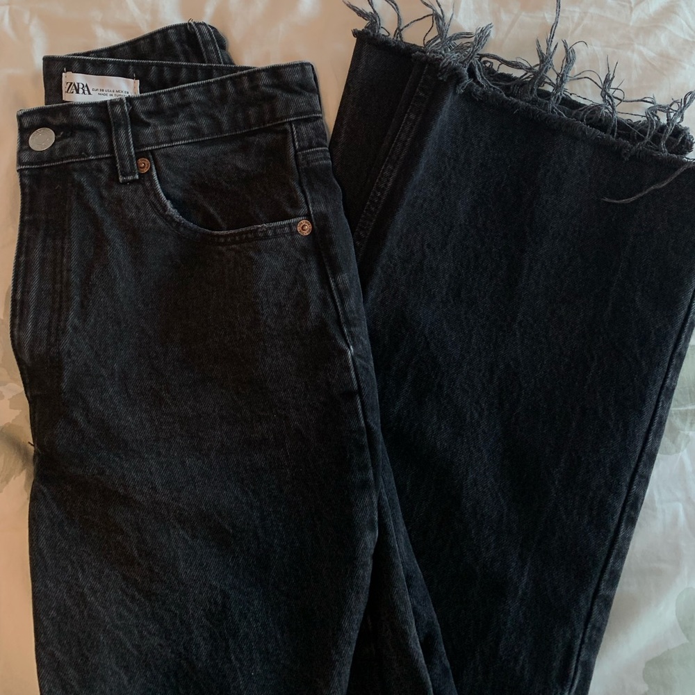 Zara High Rise Full Length Ripped Jeans Size 6 Black